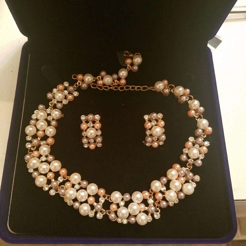 Multi color pearl necklace & earrings set